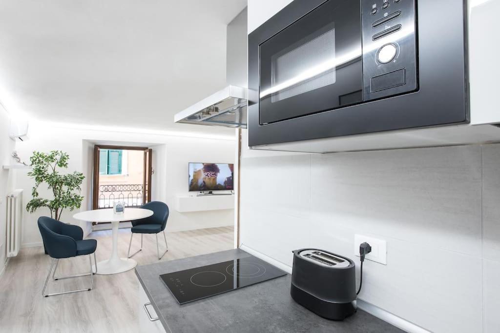 My Piazza Navona Jacuzzi Suite -Topcollection Rome Exterior photo